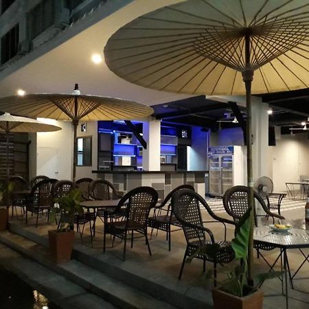 Happy Bou Jomtien Otel Pattaya Dış mekan fotoğraf
